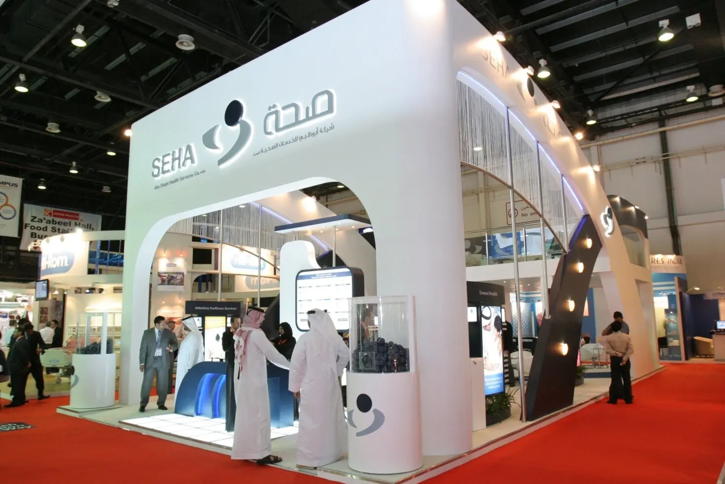 SEHA curved exhibition stand